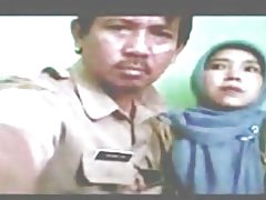 Indoneseg - bidan berjilbab